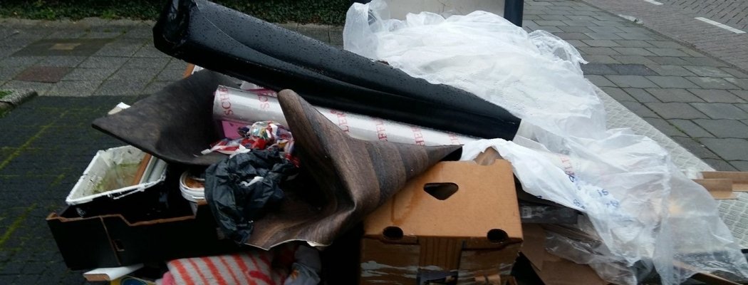 Onbekenden dumpen afval Croonstadtlaan Mijdrecht