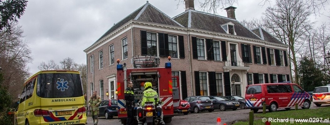 Frituurpan vat vlam in oude gemeentehuis Breukelen