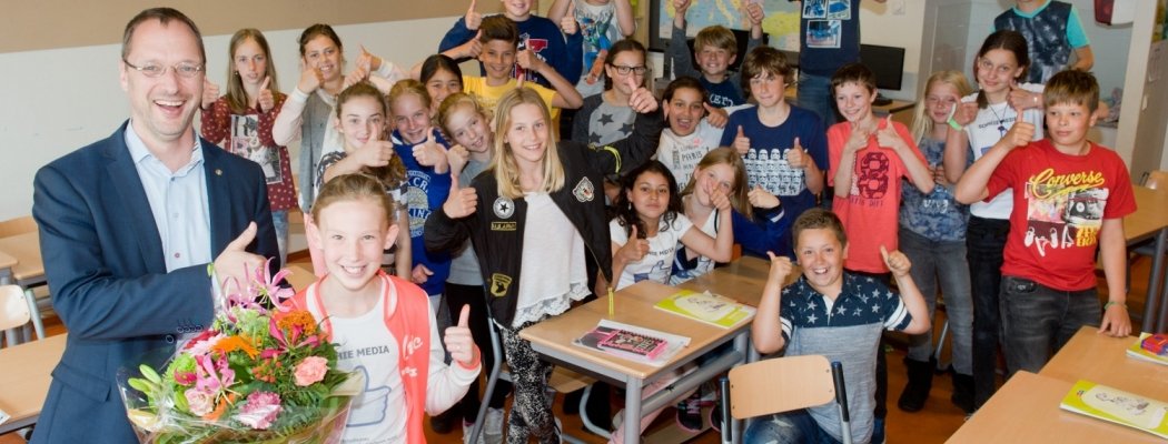Sophie van Raaphorst nieuwe kinderburgemeester van Aalsmeer