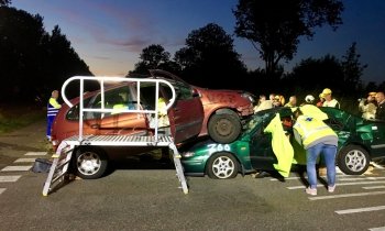 #Wilnis - Grote EHBO oefening EHBO vereniging en brandweer Wilnis.