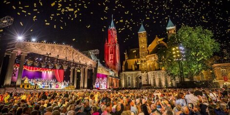 andre-rieu-op-het-vrijthof-1500x750-1-1024x512_1762788657.jpg