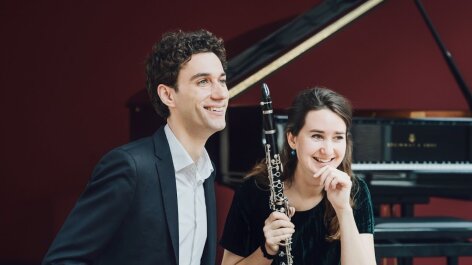 Muzikaal duo van klarinet en piano in Uithoorn