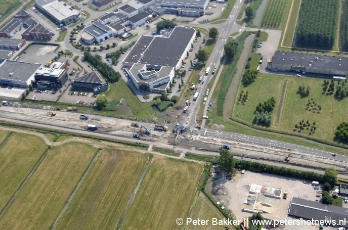 Luchtfoto werkzaamheden N201 thv Veenweg Mijdrecht (Industrieterrein)