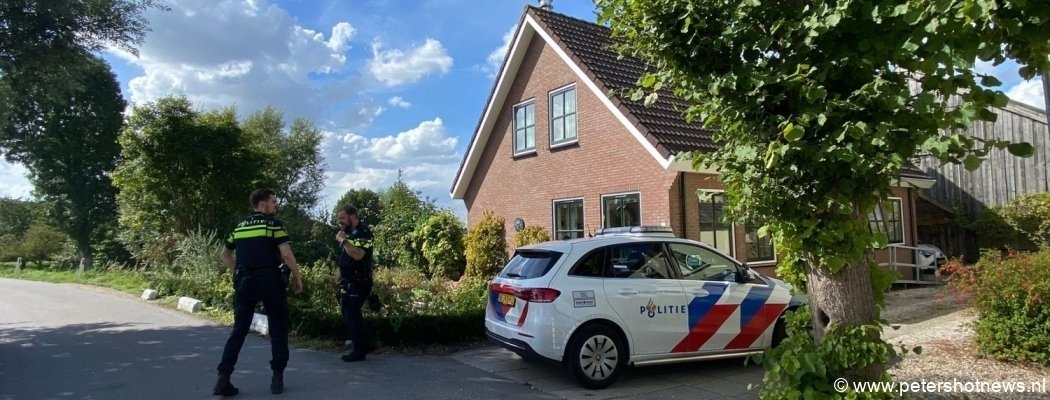 Politie rukt uit voor mogelijke woningoverval Abcoude