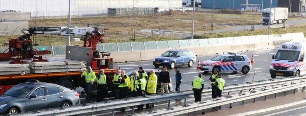 [FOTO'S] Groot ongeluk N201 Aalsmeer zorgt voor veel verkeershinder