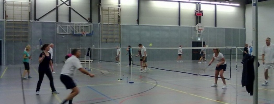 Badminton bij Veenshuttle bij uitstek geschikt voor recreanten