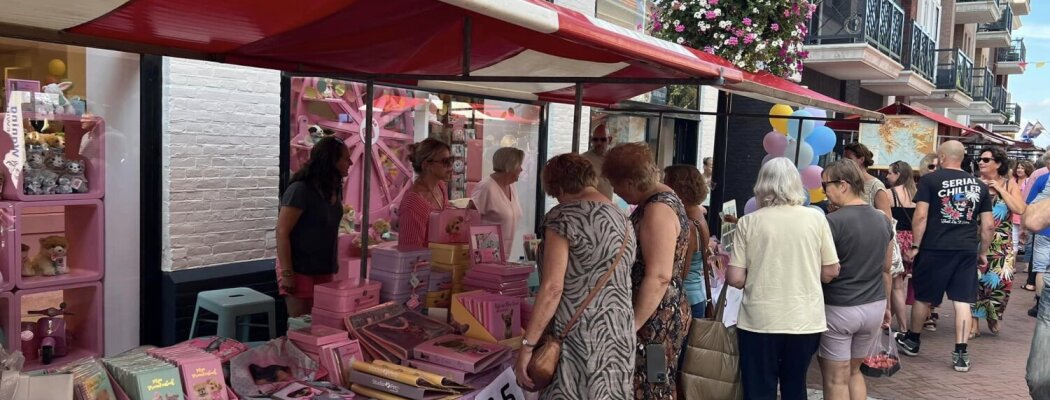 Kramen te huur tijdens Feestweekbraderie Aalsmeer Centrum