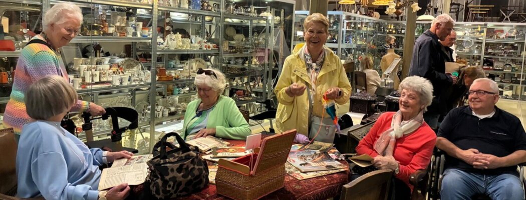 100e gezelligheidsritje: feestelijke tocht van Uithoorn naar Hoorn