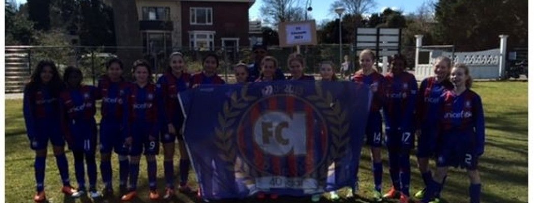 Fc Abcoude MC1 tweede in het girls forever toernooi bij Koninklijke HFC Haarlem