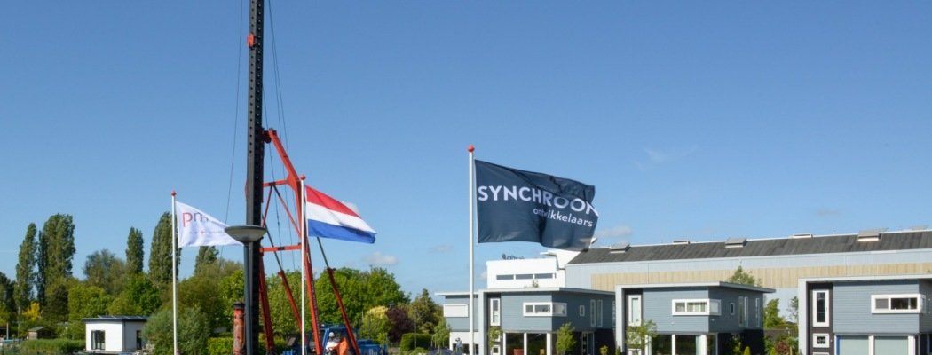Synchroon viert op feestelijke wijze de start bouw van Dorpshaven in Aalsmeer