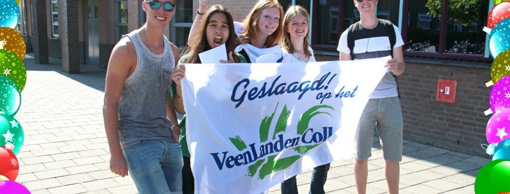 [FOTO'S] Examenkandidaten VeenLanden College halen cijferlijsten op in Mijdrecht en Vinkeveen
