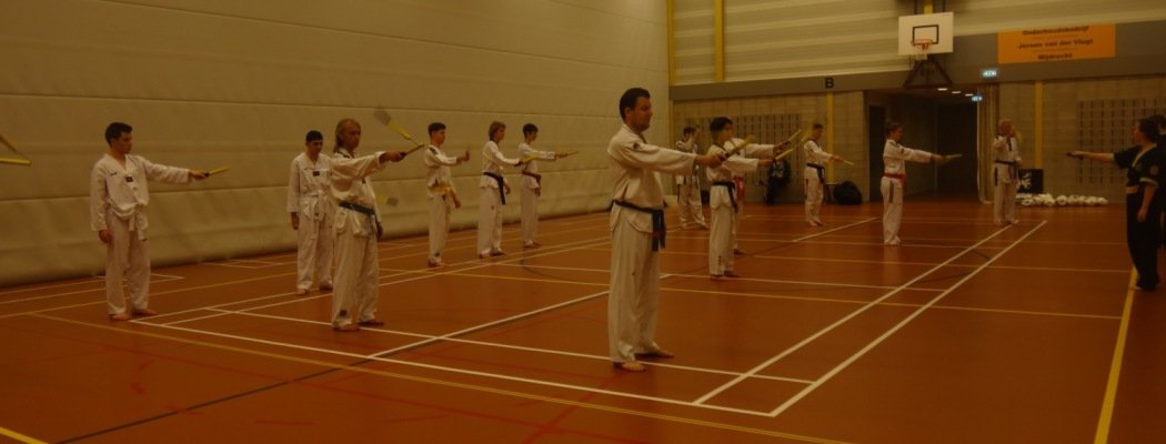Nunchakules bij Horangi Taekwondo
