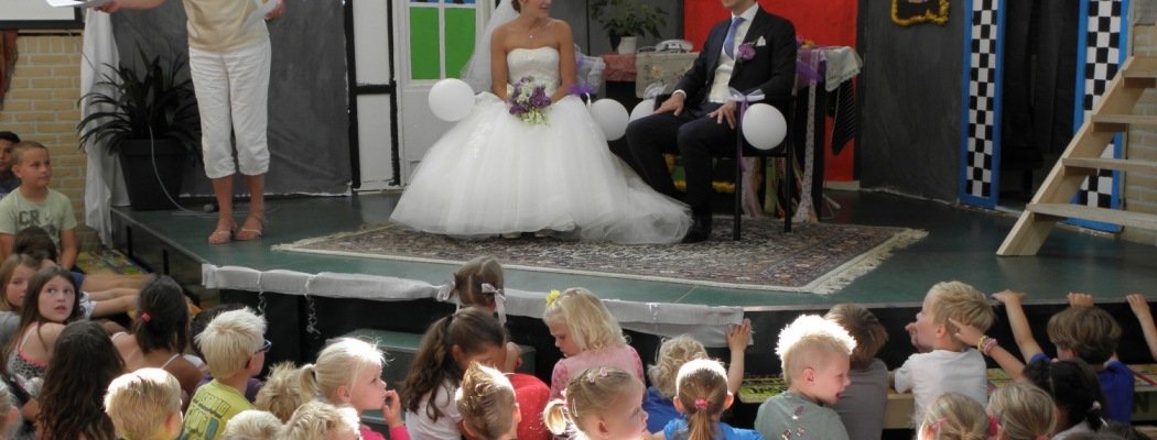 Juf Chantal van Vlinderbos trouwt met Joris