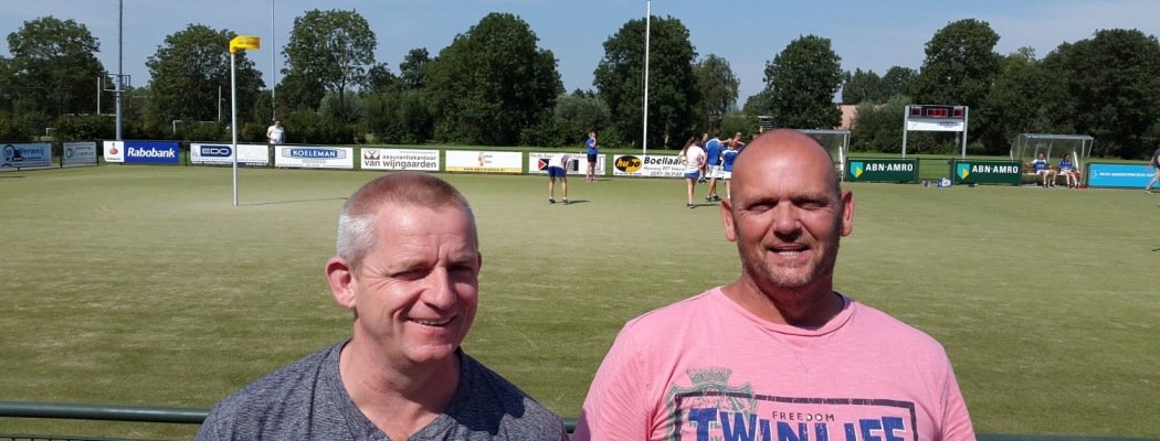 Het nieuwe trainersduo van KV De Vinken, René Westdorp (links) en Fred Straatman