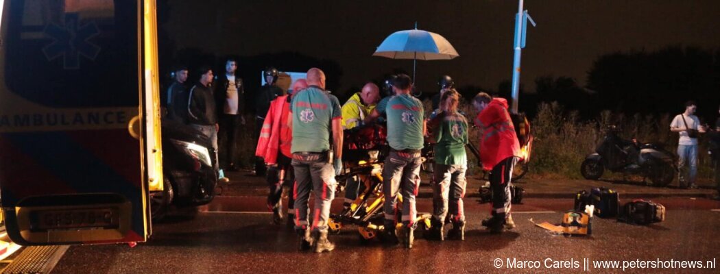 Traumaheli landt voor ongeval Aalsmeerderdijk