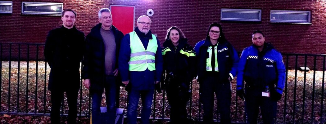 Gratis fietslichtjes uitgedeeld tijdens LICHT AAN-actie