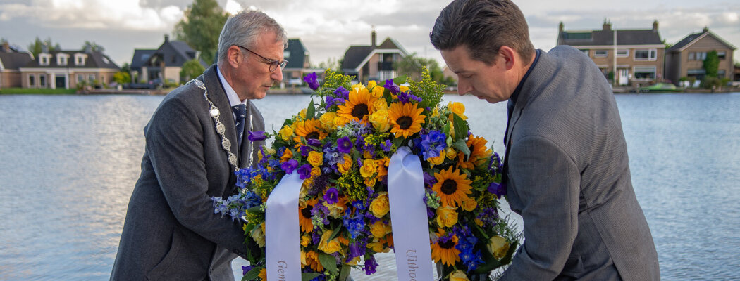 Indrukwekkende Dodenherdenking bij de Thamerkerk