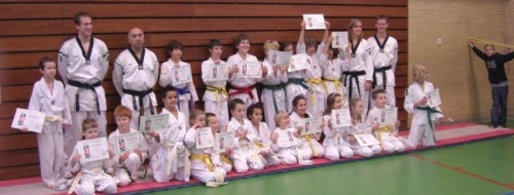 27 geslaagden bij Horangi Taekwondo Mijdrecht