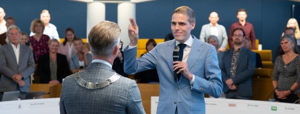 Lennart van der Plas geïnstalleerd als wethouder