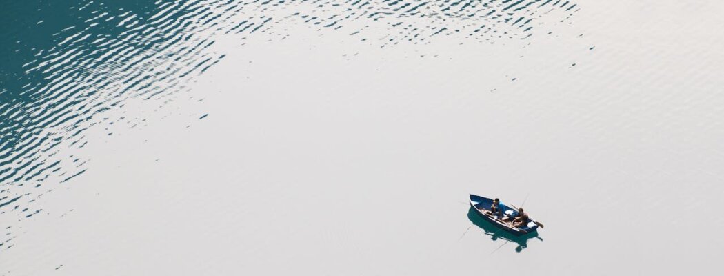 De mooiste vaarroutes door de Westeinderplassen voor deze zomer