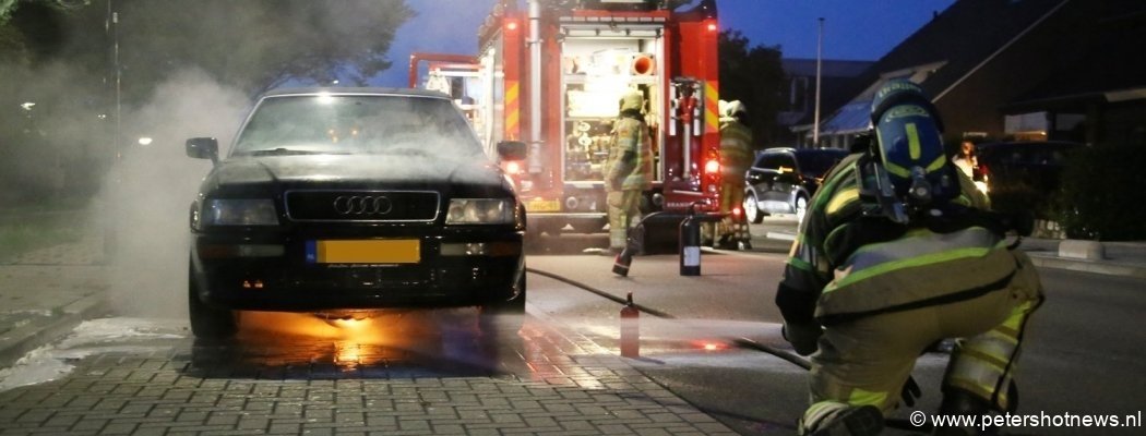 Autobrand op Hofland in Mijdrecht
