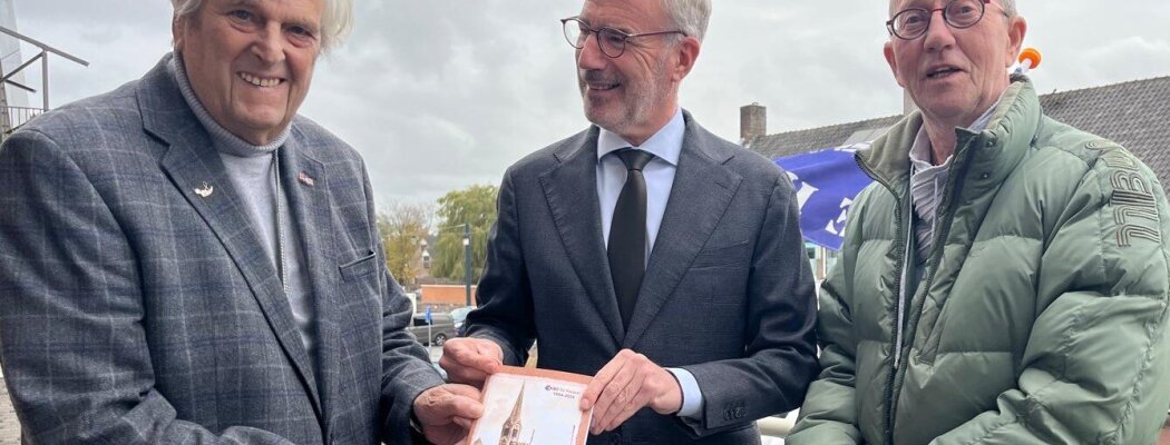 Burgemeester Heiliegers langs bij scheidend KBO-voorzitter Plasmeijer