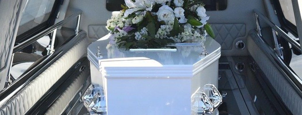 Crematieverzekering of begrafenisverzekering?
