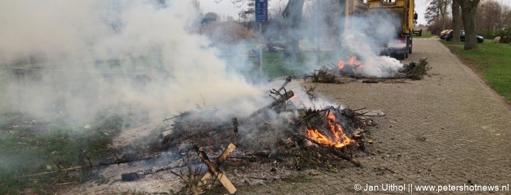 Afval in gemeentewagen vat vlam in Uithoorn