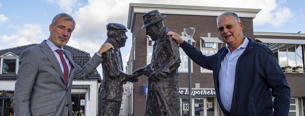 Ted Verdegaal in gesprek met burgemeester over ‘De Kaashandelaren’