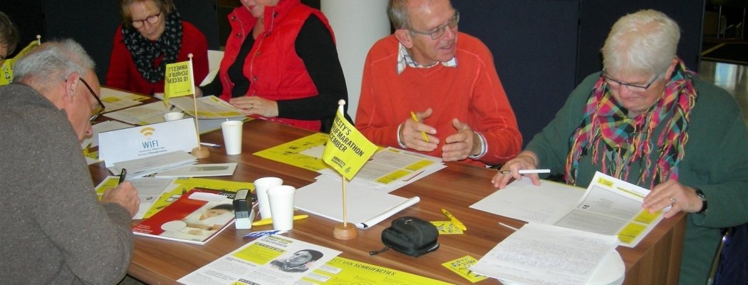 Schrijfmarathon Amnesty Uithoorn/de Kwakel