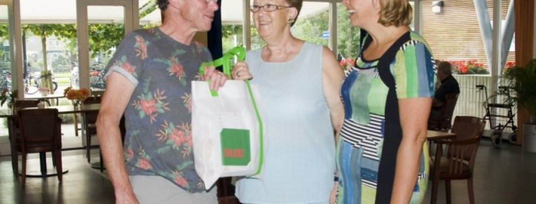 DUS!-tas voor vrijwilligers Hoge Heem in Uithoorn