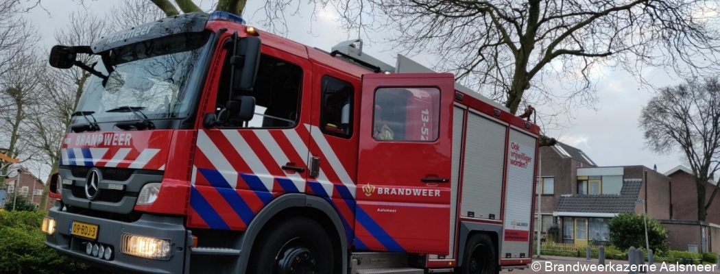 Brandweer rukt uit voor gaslucht Aalsmeer