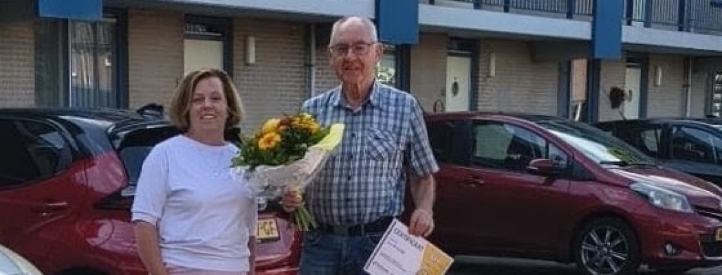 Vrijwillige chauffeur Jan rijdt 1.000e rit voor ANWB AutoMaatje