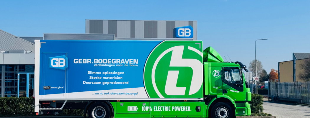 Mijlpaal voor Brouwer Logistics: de eerste elektrische vrachtwagen