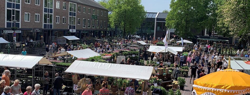 Zaterdag 11 mei Geraniummarkt en braderie Aalsmeer Centrum