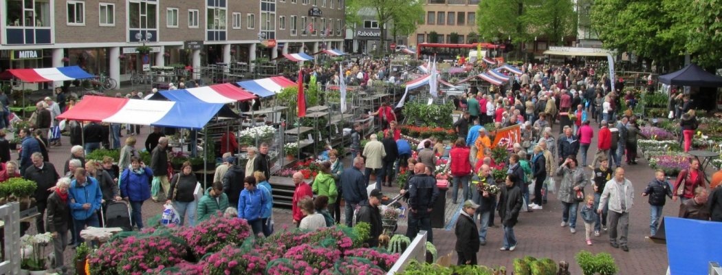 Geraniummarkt en braderie op zaterdag 7 mei in Aalsmeer Centrum