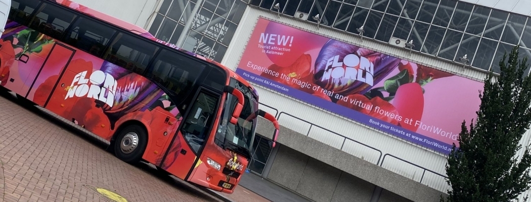 Speciale FloriWorld Bus brengt bezoekers direct naar de nieuwste bloemenattractie
