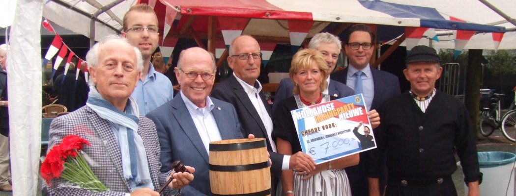 'Haringhappen' levert 7000 euro op voor Johannes Hospitium