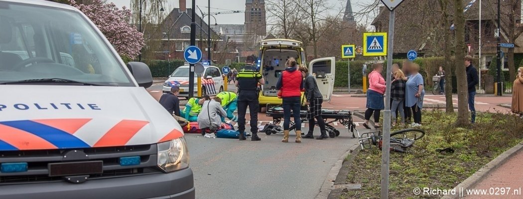 Meisje op fiets gewond bij ongeluk Straatweg Breukelen