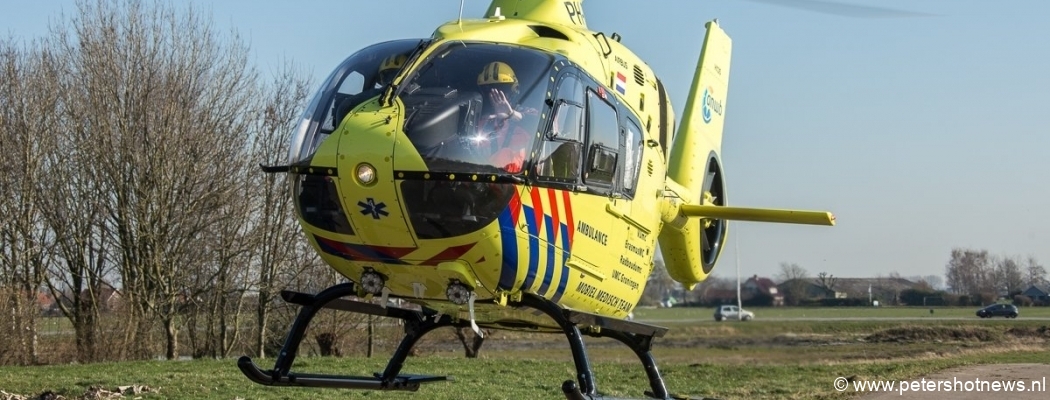 Traumahelikopter landt in weiland Amstelhoek