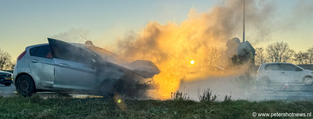 Auto in brand op A2 tussen Vinkeveen en Abcoude