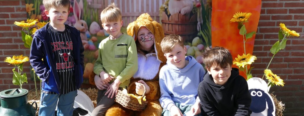 Stralend paasfeest bij Kinderboerderij Boerenvreugd trekt honderden bezoekers