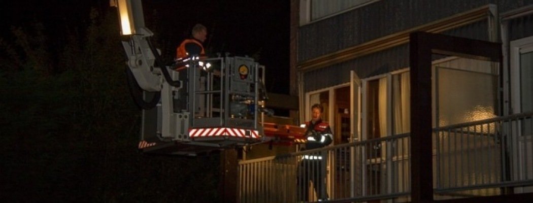 [FOTO'S] Hulpdiensten in actie voor binnenshuis ongeluk Vinkeveen
