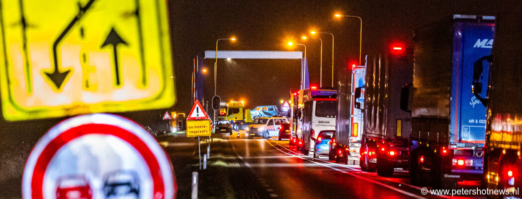 Auto te water bij werkzaamheden N201 Vinkeveen