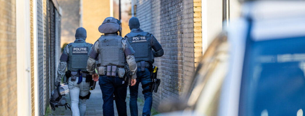 Arrestatieteam houdt 33-jarige man aan in Mijdrecht