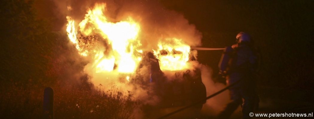 Auto uitgebrand in Wilnis