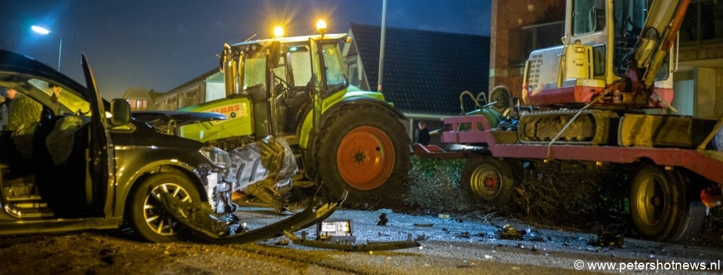 Tractorwiel breekt af bij ongeluk Wilnis; Padmosweg afgesloten