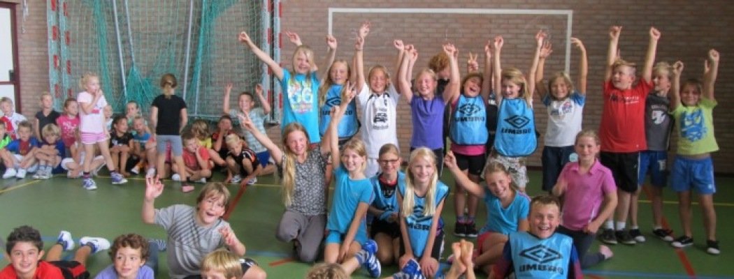 HSV’69 organiseert Handbalclinic bij Antoniusschool De Hoef