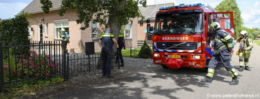Man ontdekt brand op zolder in Vinkeveen
