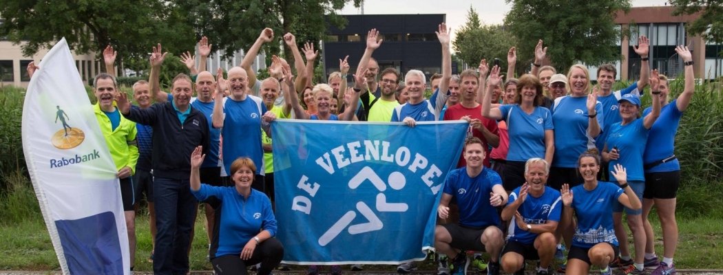 Rabobank en atletiekvereniging De Veenlopers tekenen sponsorcontract